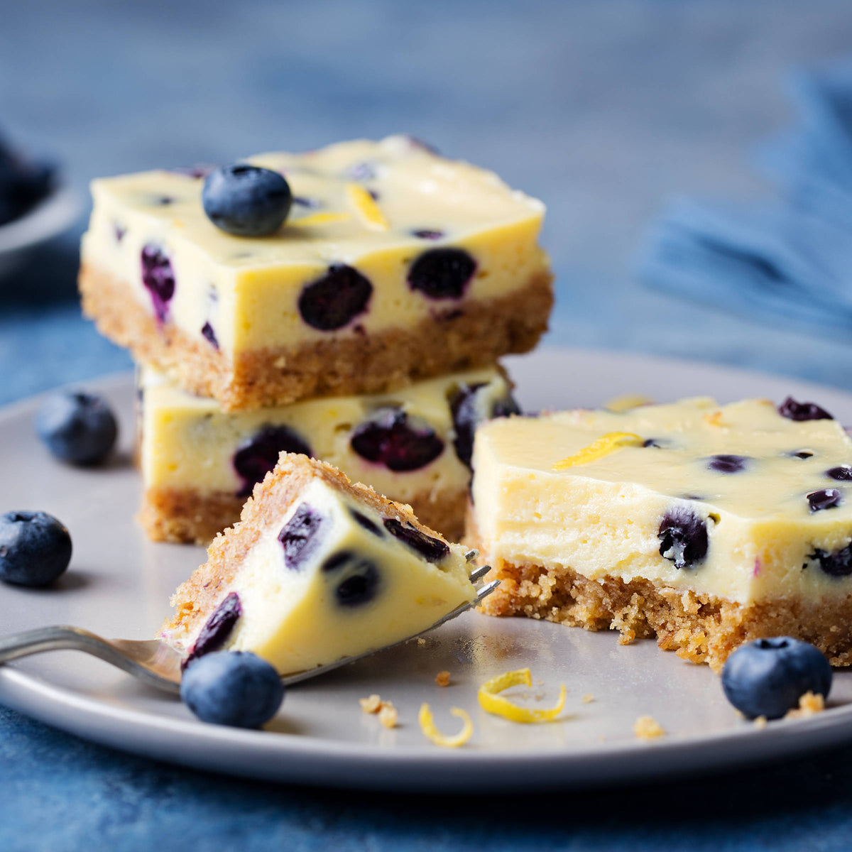 Lemon blueberry cheesecake